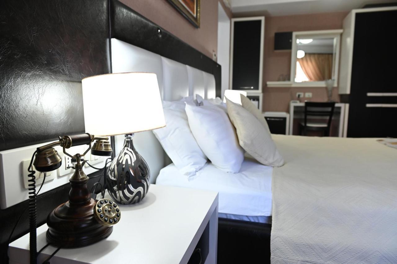 Hotel Liss Лежа Экстерьер фото