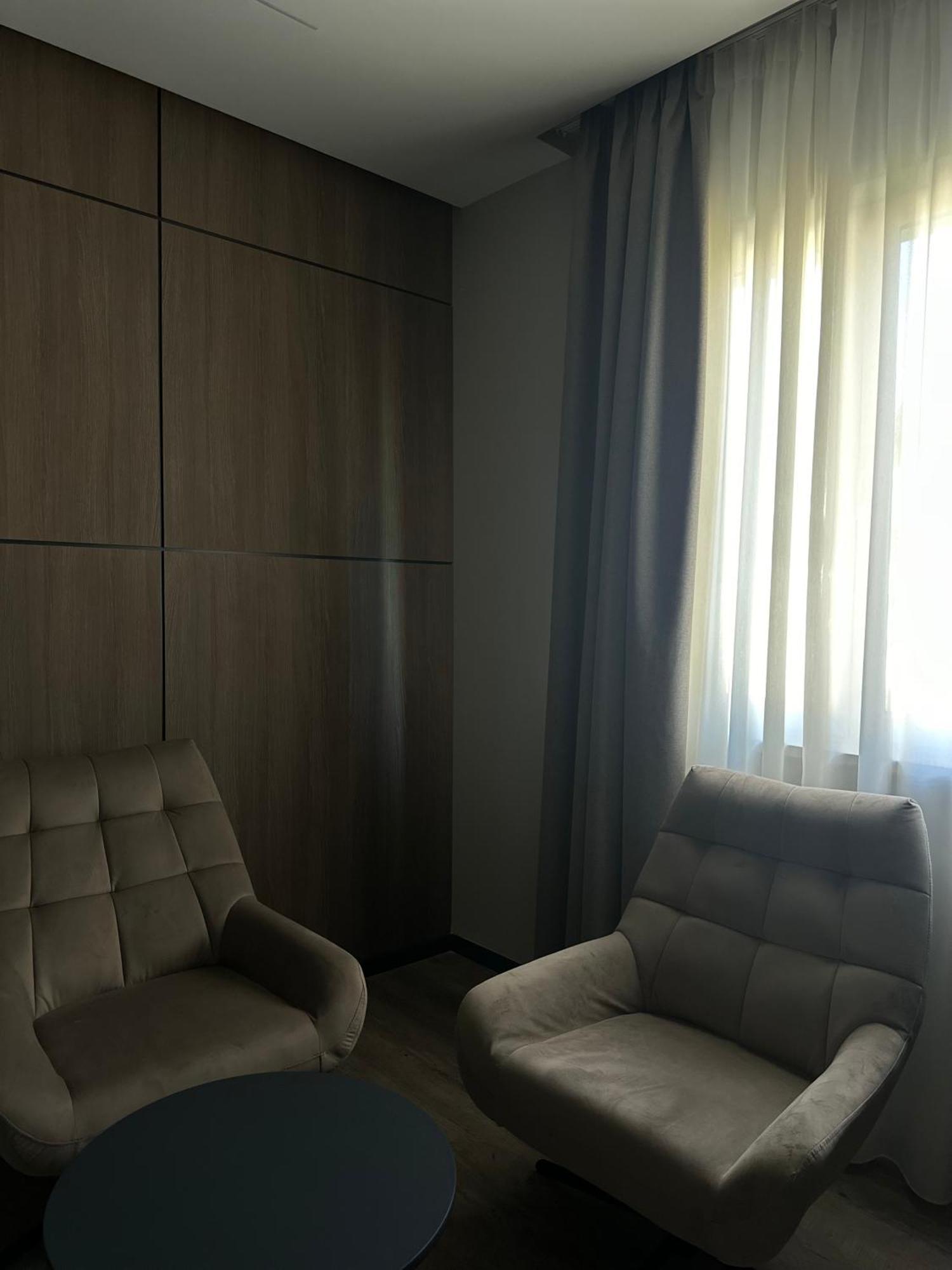 Hotel Liss Лежа Экстерьер фото