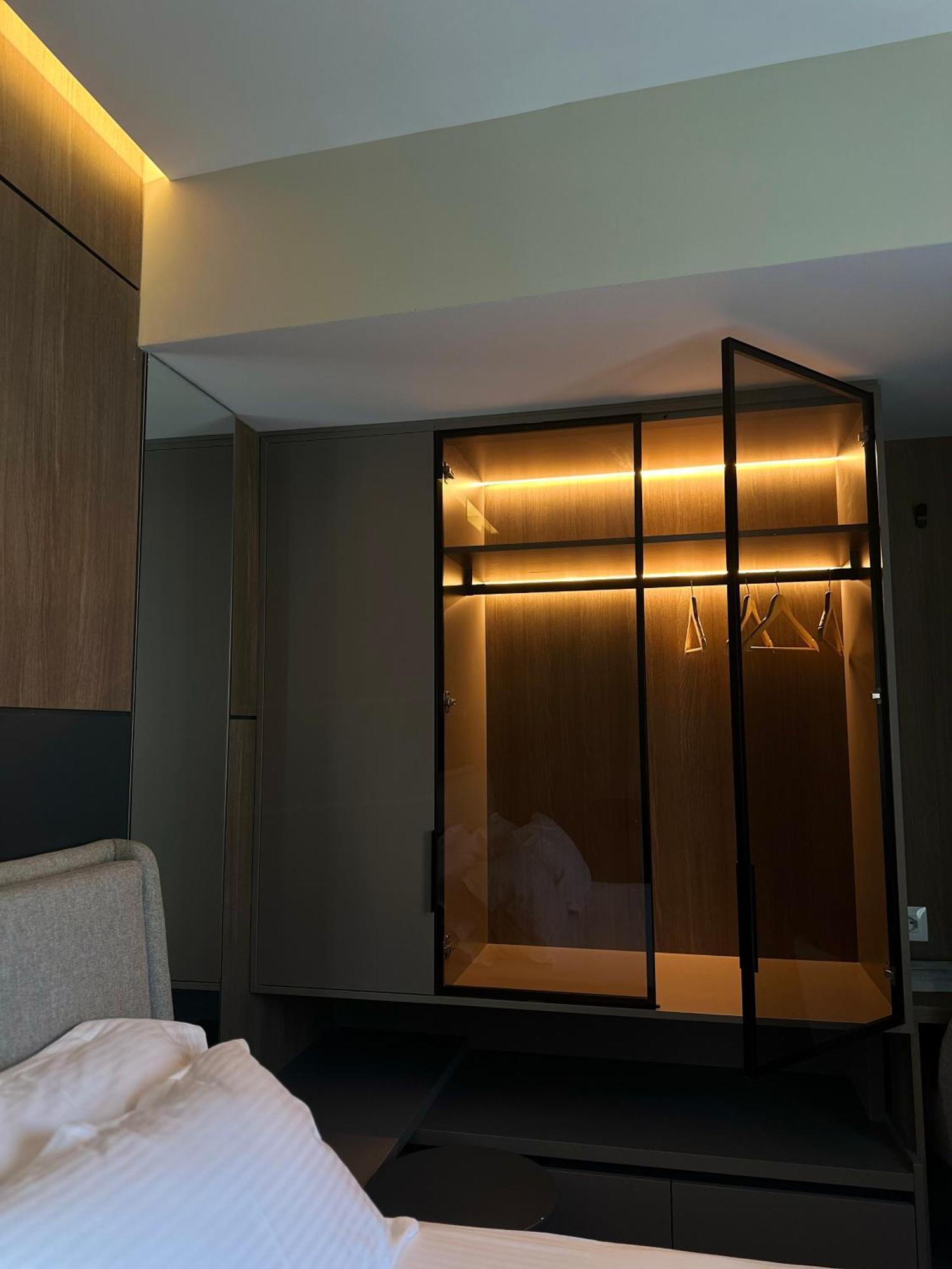 Hotel Liss Лежа Экстерьер фото